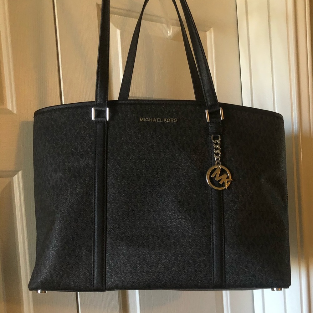 Michael Kors Tote